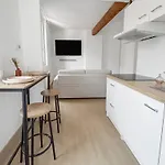 Duplex 39 M2 Centre Wi Fi Debit Перпиньан